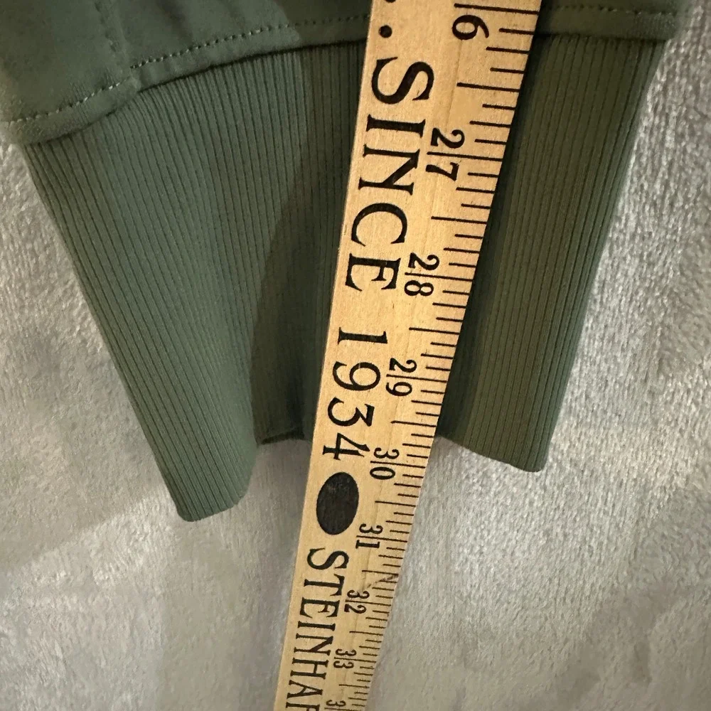 Athleta Trekkie North Jogger Pants Green Small Tall S/T Hiking Outdoor Active - Picture 7 of 7